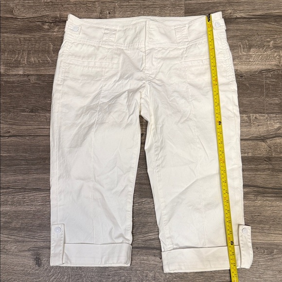 7 For All Mankind White Women's Shorts - Picture 5 of 10